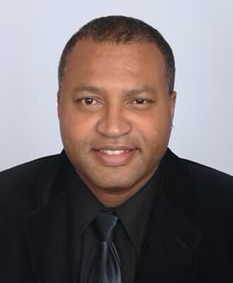 Oswald Luis Carrena, Real Estate Advisor